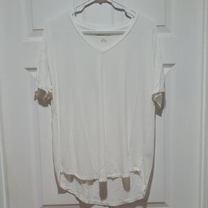 NWOT American Eagle White V-Neck Top